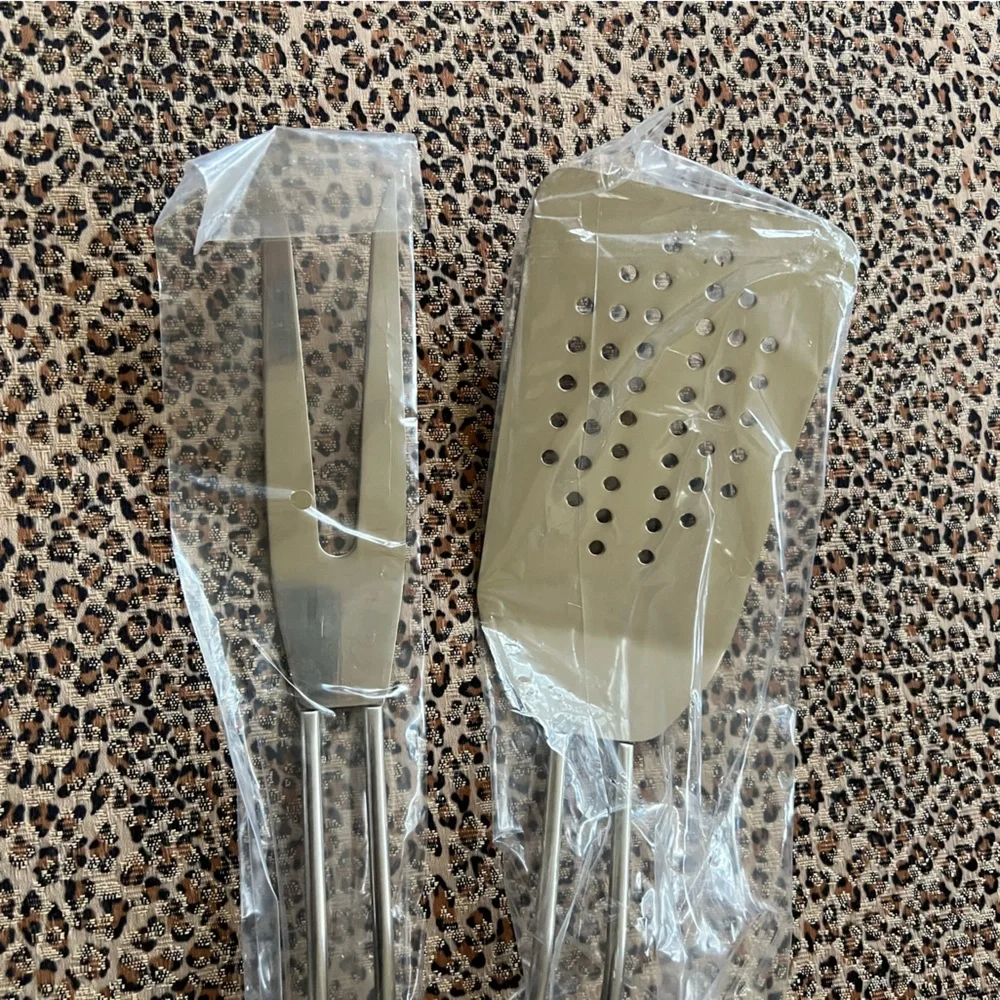 NWT Williams Sonoma BBQ Tool Set